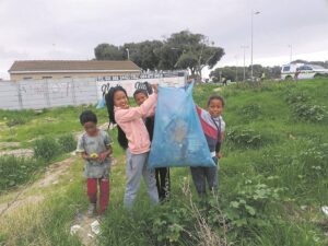 Clean-up initiative educates kids