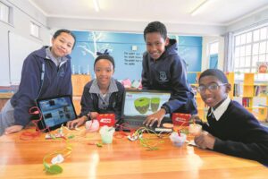 Stream lab launched at Floreat Primary School in Retreat