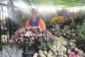 Flower traders at City’s oldest flower market suffer amid ailing economy