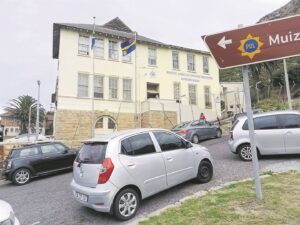 Petition gets police colonels back