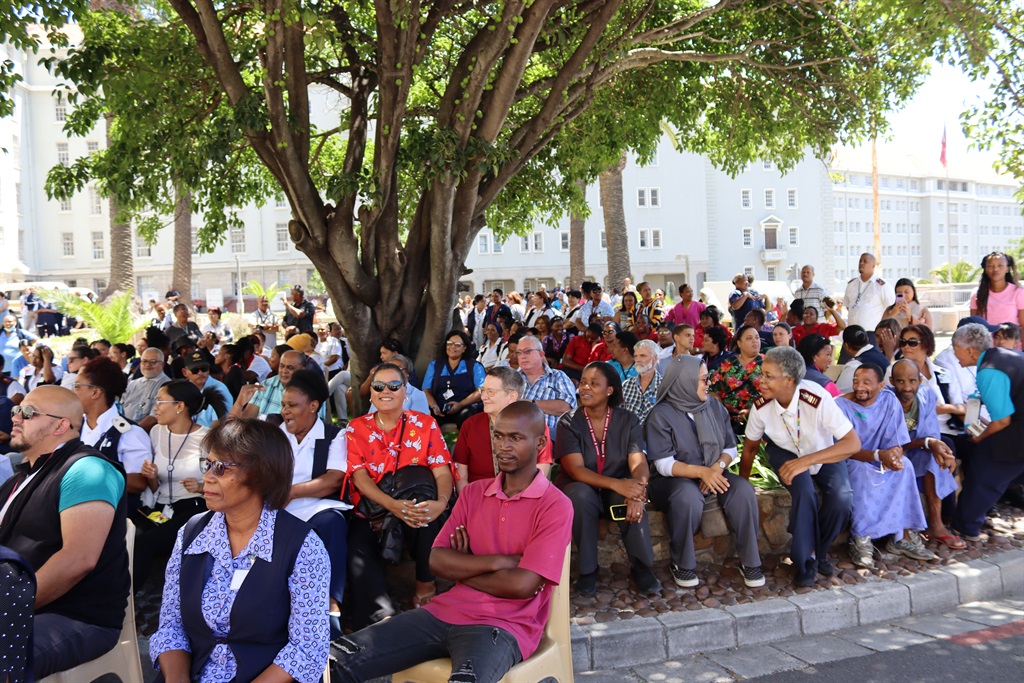 Staff members were entertained by various local ar