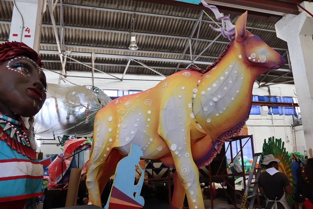 Floats can take between 3- 4 weeks to complete fro