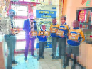 Local rugby club donates cereal to school in Mitchell’s Plain