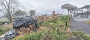 EXCLUSIVE | Delay in restoration of burnt-down Rhodes Memorial restaurant and tea room a tender point