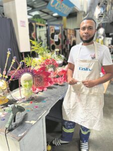 Bonteheuwel resident’s inspiring journey from cleaner to carnival fabricator
