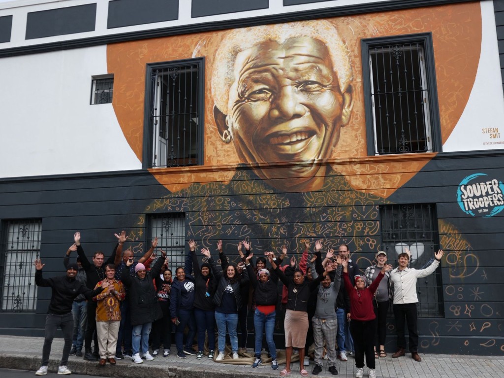 Mandela mural
