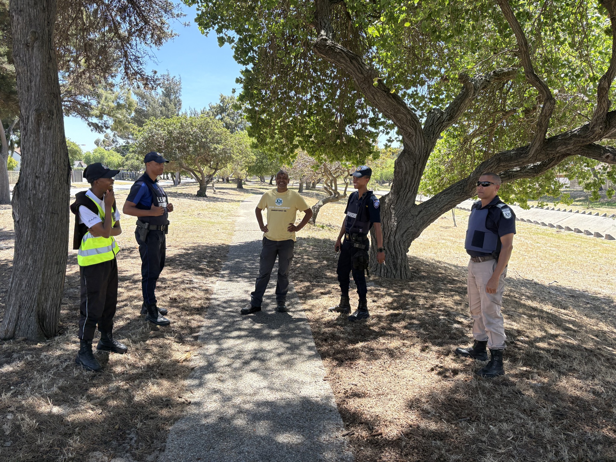 Pinelands CID officers patrol the canal to ensure dogs are kept on leads, protecting children, families and local wildlife.