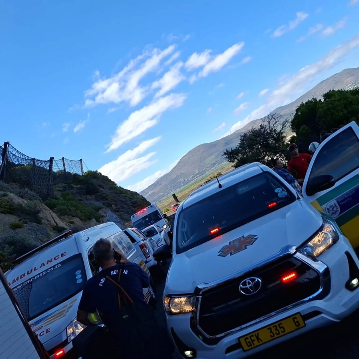 Emergency crews respond to Chapman’s Peak Drive crash where vehicle plunged down a cliff