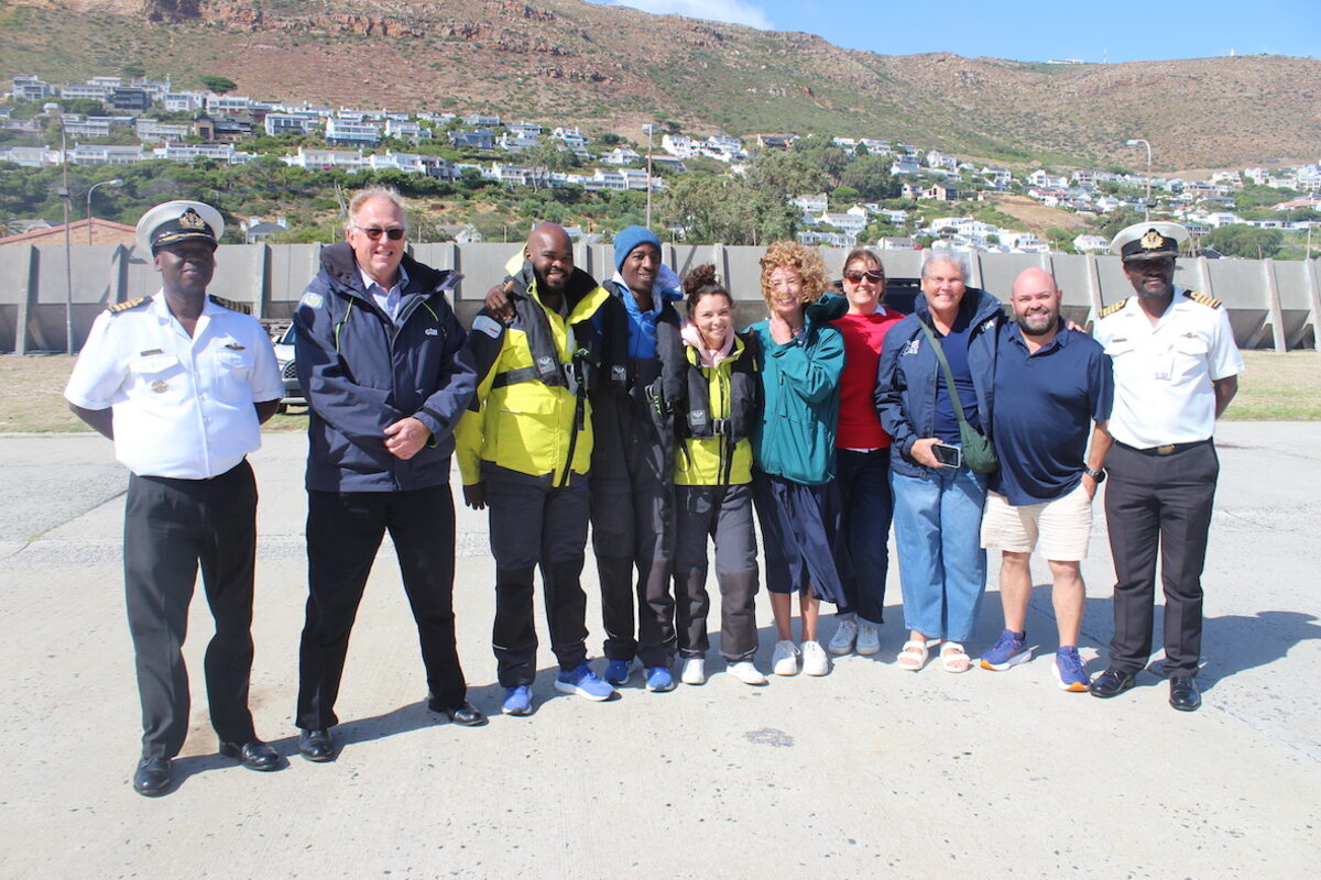 SA naval crew brings Cape2Rio winners safely back to shore