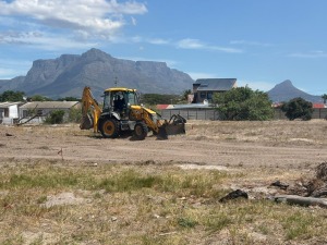 R1.1m combi court under construction in Factreton to boost youth sport