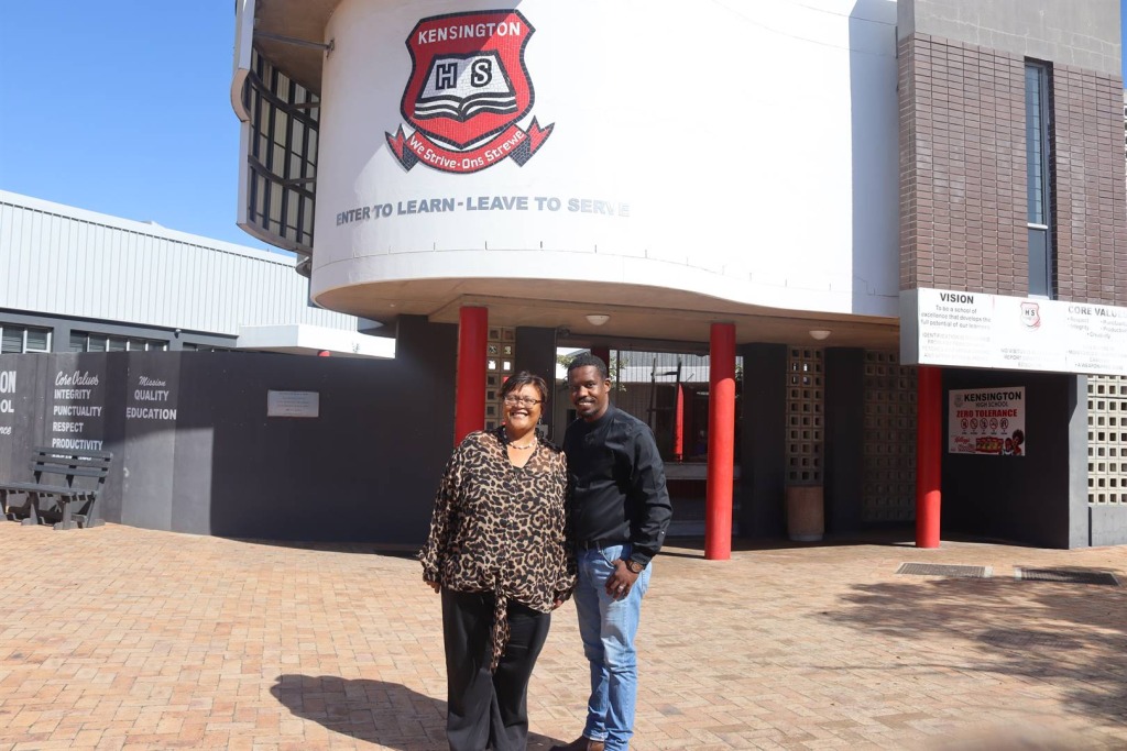 Kensington High Principal dies