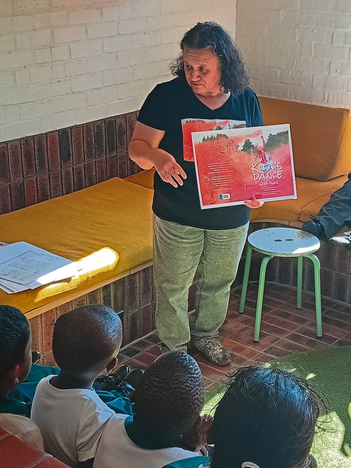 Vennessa Scholtz of Parow reading from her book Kita's Dance with Dust.