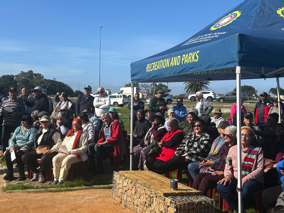 All the local residents who attended the Princess Vlei circulatory trail launch.