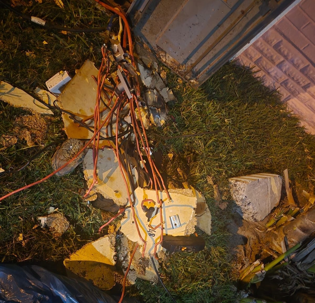 Power restored to Lavender Hill amid ongoing vandalism