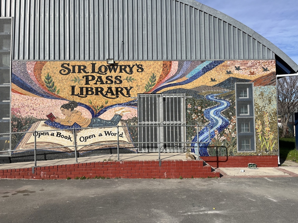 Sir Lowry's Pass Library