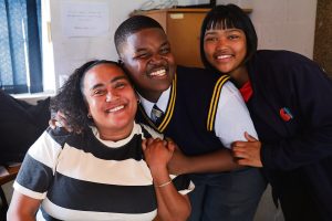 School salutes dedicated teachers