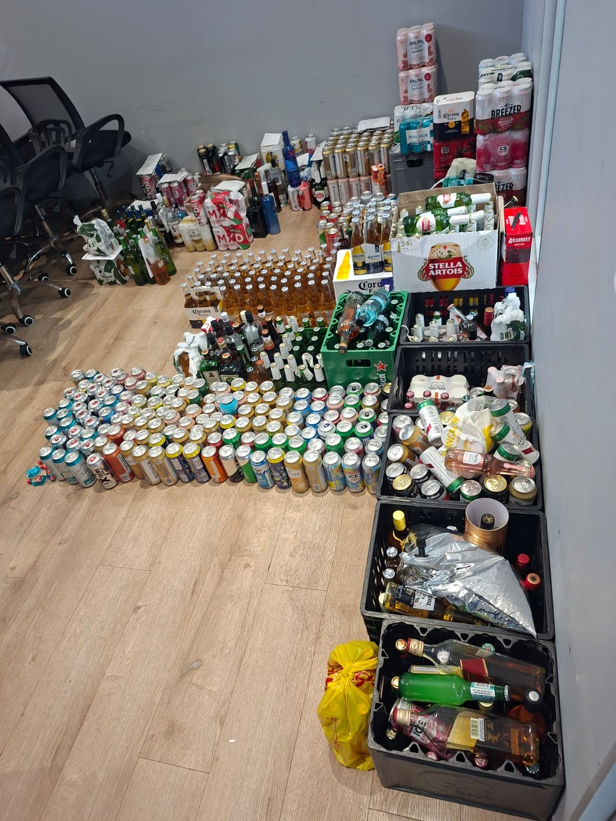 Camps Bay police warn matric learners ahead of valedictory parties