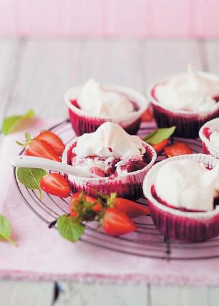 Bessiestroop-en-meringue-bakkies