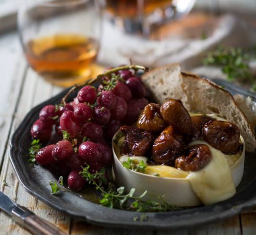 Gebakte-brie-met-gekarameliseerde-vye