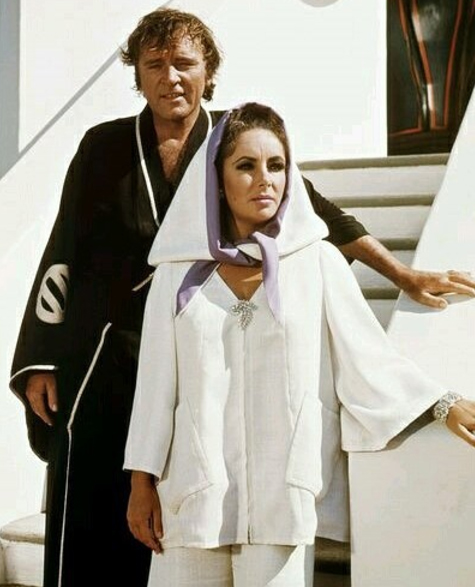 Richard-Burton-Elizabeth-Taylor-2