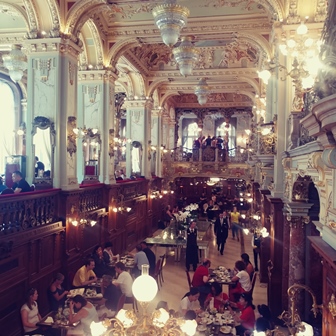oedapest-new-york-cafe