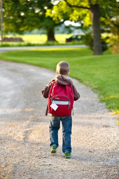 Seun-met-skooltas