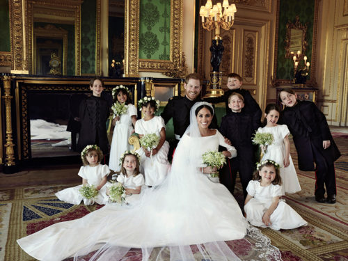 Amptelike troufoto's van Meghan en Harry