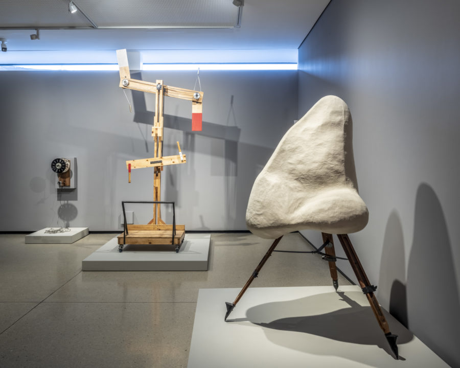 William Kentridge se beeldhouwerke is nou by die Norval-stigting te sien