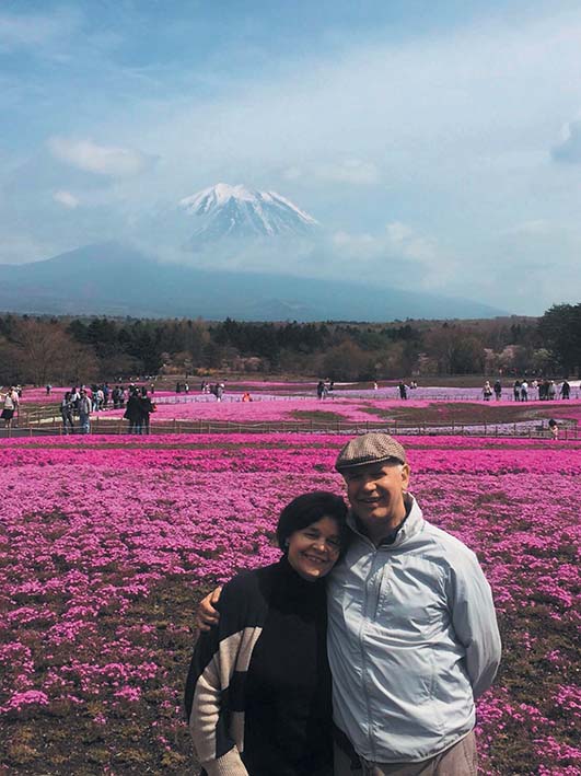 vertel oor hul reise in Japan