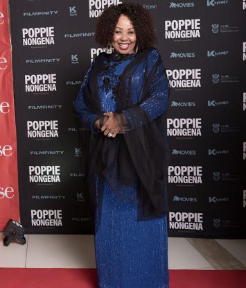 Bespreek nou dadelik jou kaartjies vir Poppie Nongena