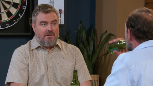Mike se uitbundige ou vriend Derek kom ook koshuisreünie toe. Foto: kykNET