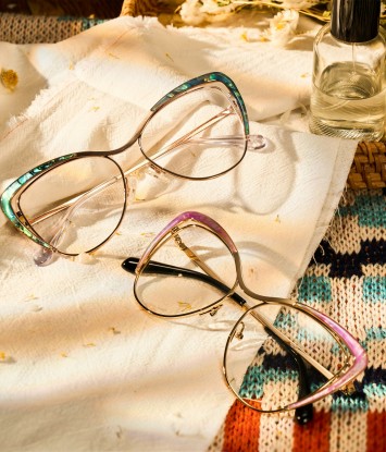 Katoograme met kleurvolle skulpversierings. Foto: Vooglam Eyewear, Unsplash