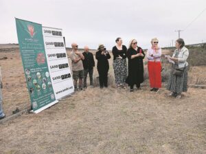 Tienie Versfeld se nuwe inligtingsborde onthul