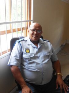 Riebeek-stasiebevelvoerder sterf