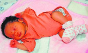 Talle babas oor feestyd in die Weskus gebore
