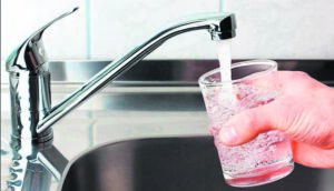 Kook water uit die kraan voordat jy drink!