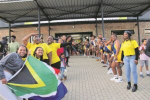 Trofee vir netbal ingewag