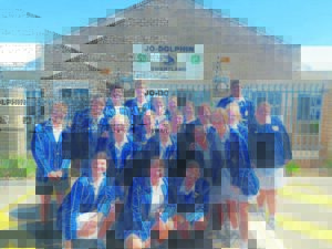 Leerders van HS Swartland reik uit na Jo-Dolphin