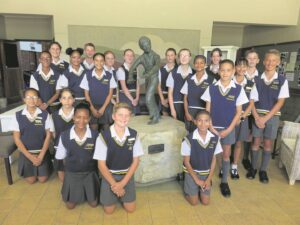 Dirkie Uys inspireer leerders vandag nog
