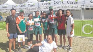 Ashton-atletiekklub oorheers ceres-halfmarathon