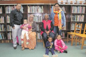 Biblioteek hou boekdeelprogram