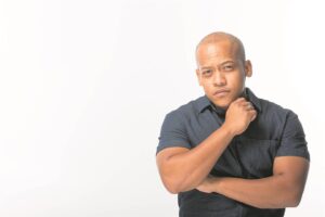 Early B ook by ekspo