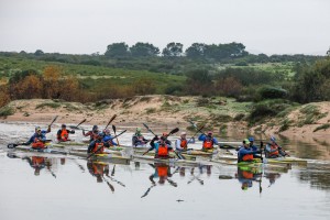Roeiers trotseer gru weer in 63ste Bergrivier-kanomarathon
