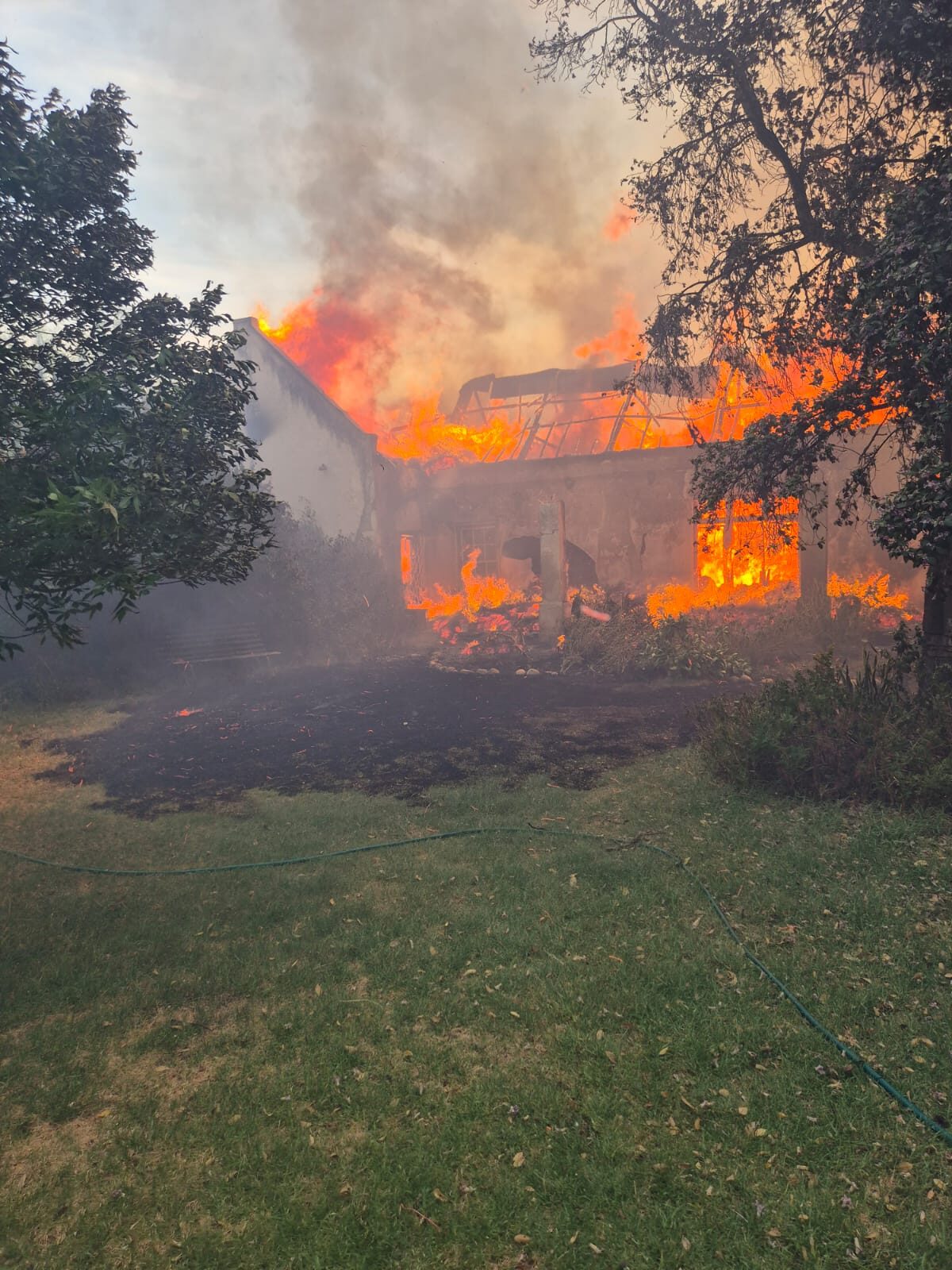 Eeue oue erfenis tot niet ná plaashuis in Swartland afbrand