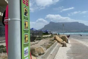 Man dies, another in critical condition, after being caught in rip currents at Milnerton Beach