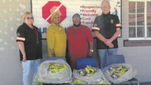 NHW feeding hungry learners