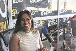 Bonita Blankenberg op verhoog in Brackenfell