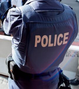 Gansbaai man vermoor vervreemde vrou in Kraaifontein, skiet homself ná hy polisie met wapen dreig