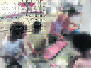 Skaters cleaning up beaches