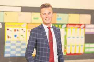 Elsies River teacher bags top honours at national teacher’s awards